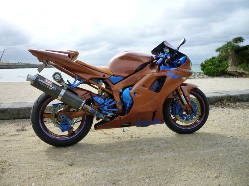 custom yamaha sportbike on beach
