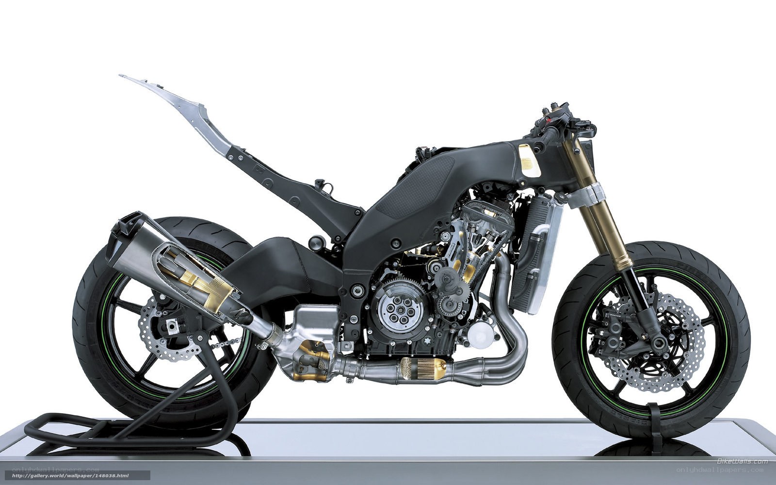 Cutaway motorcycle engine model