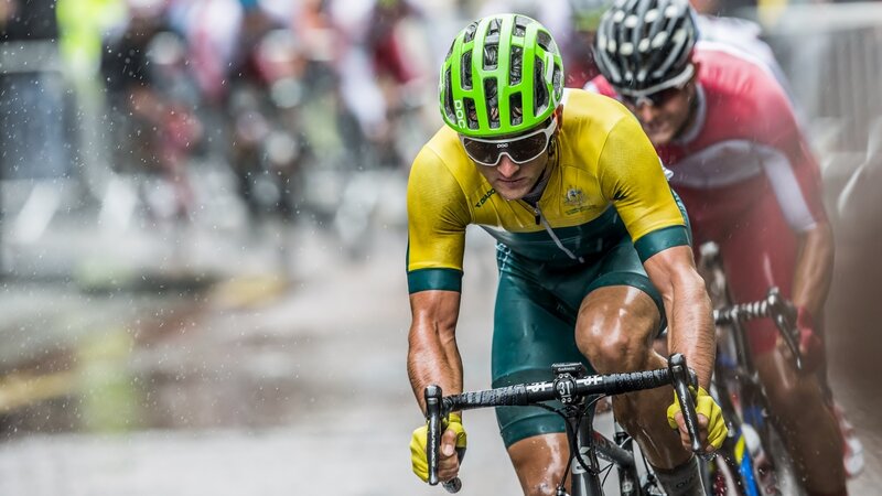 Cyclist in Yellow Jersey — Intense, Photograph