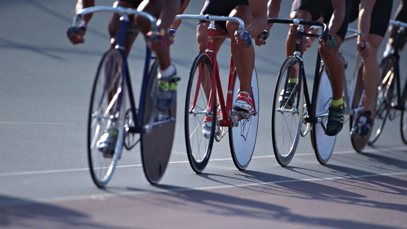 Cyclists on Track