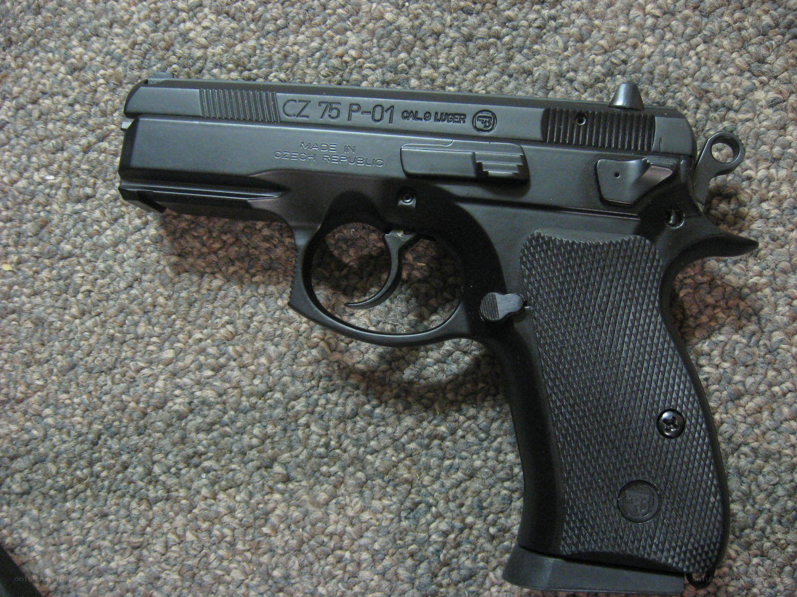 CZ 75 P-01 pistol