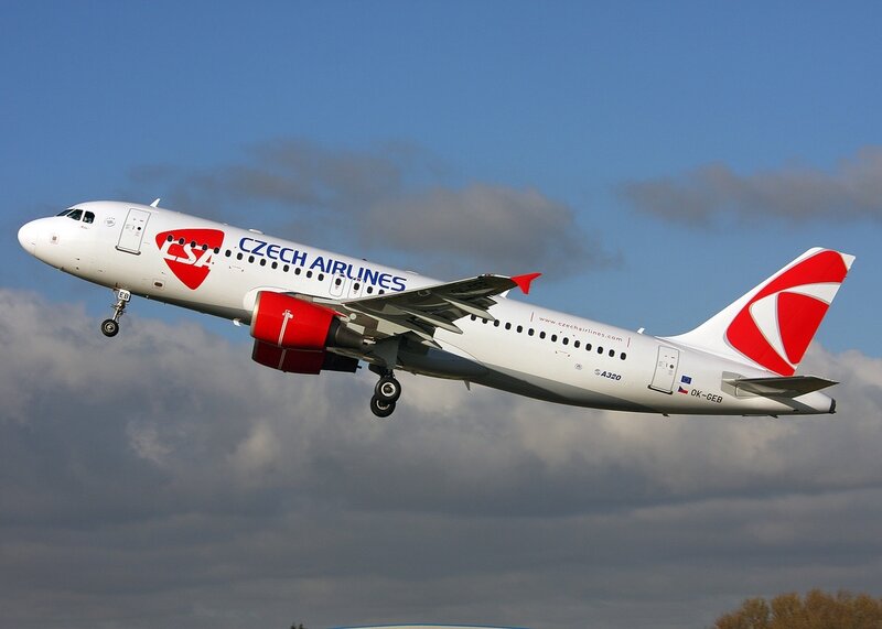 Czech Airlines Airbus A320 in flight