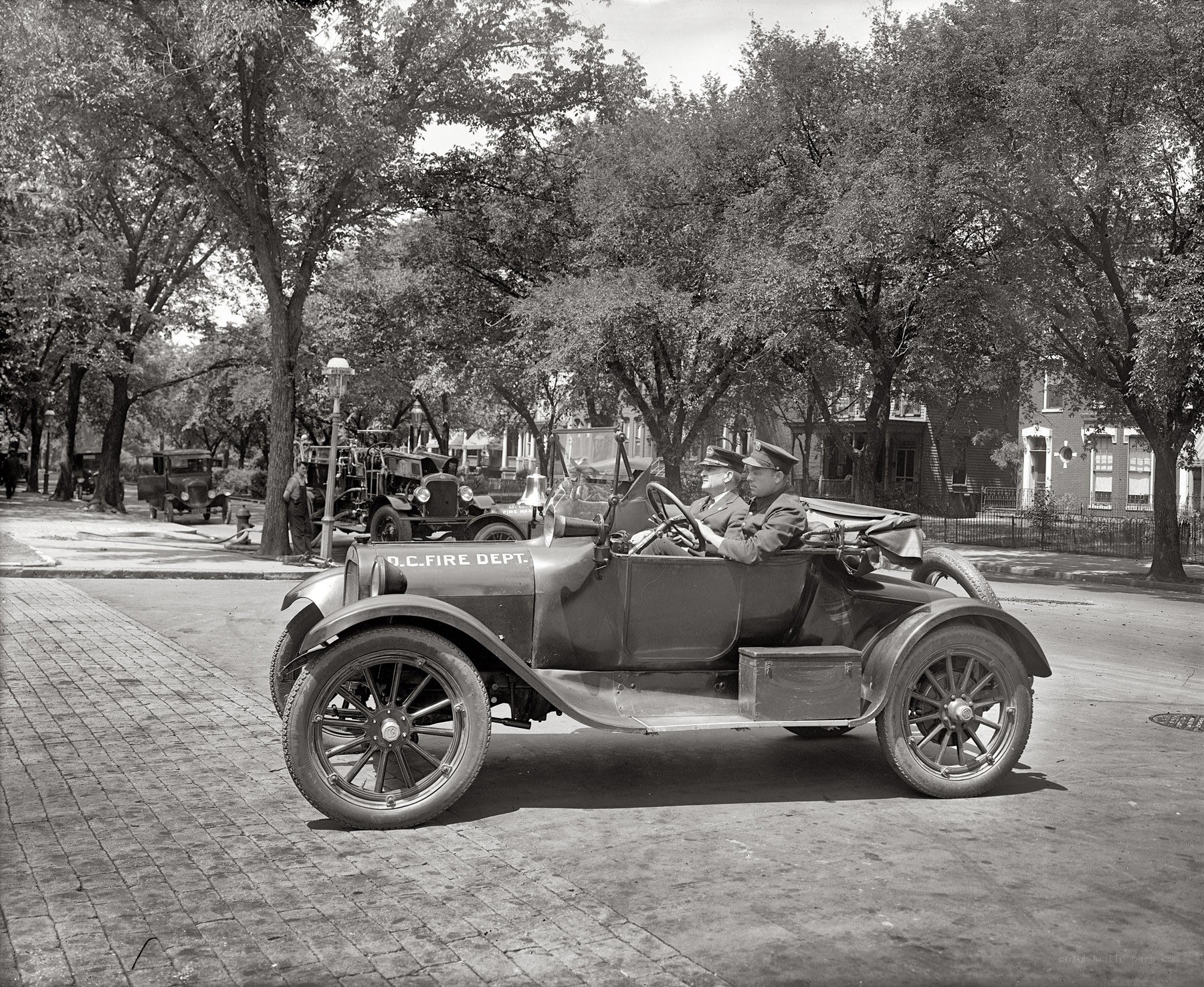 D.C. Fire Department car on street