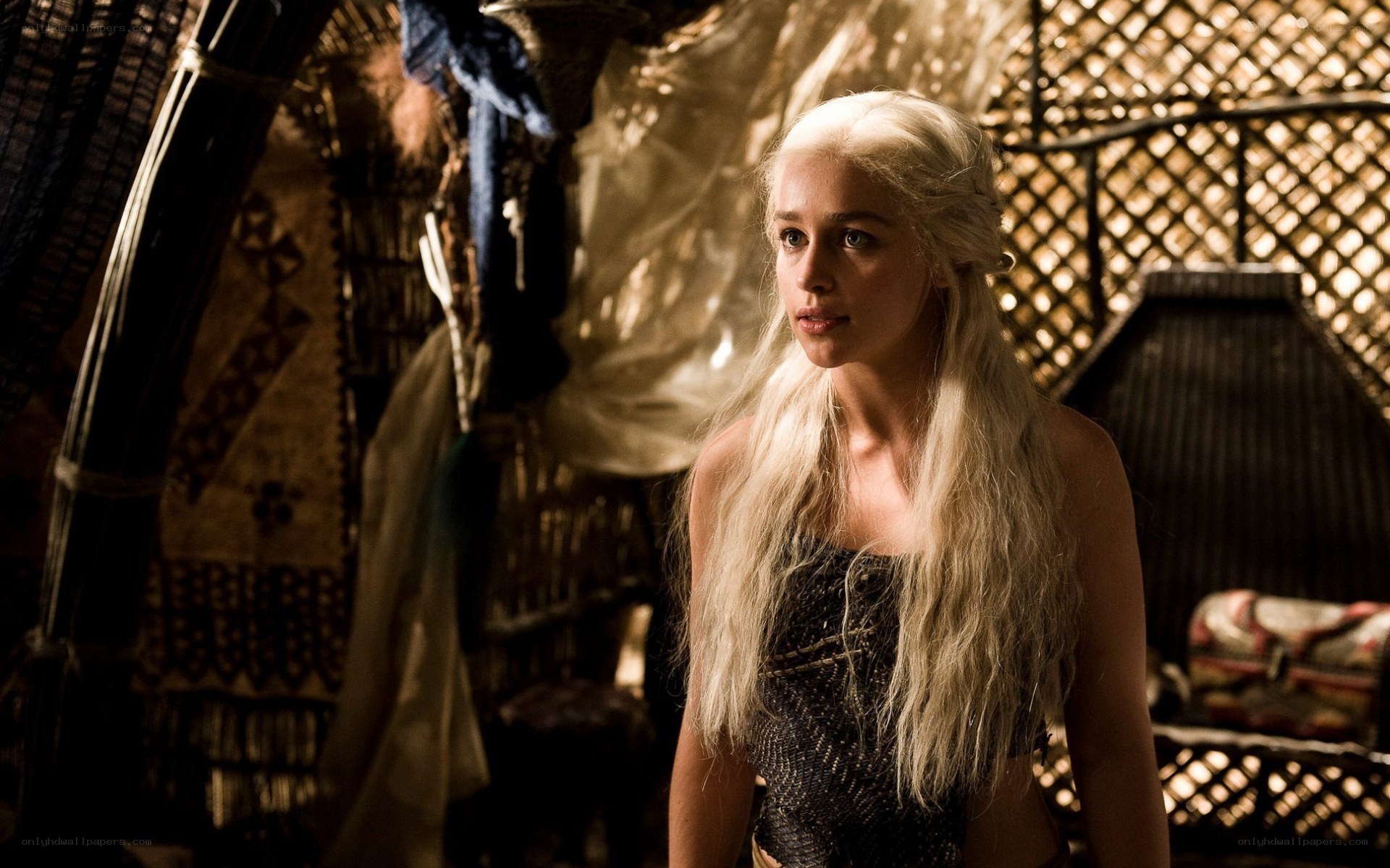 Daenerys in a tent
