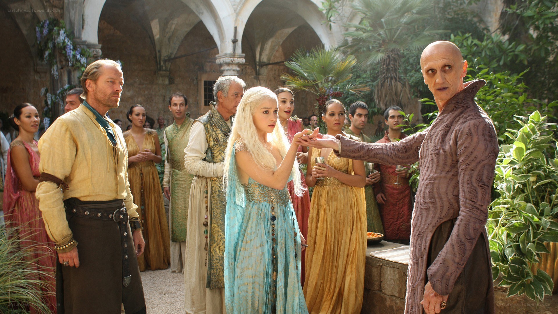 Daenerys with the High Septon