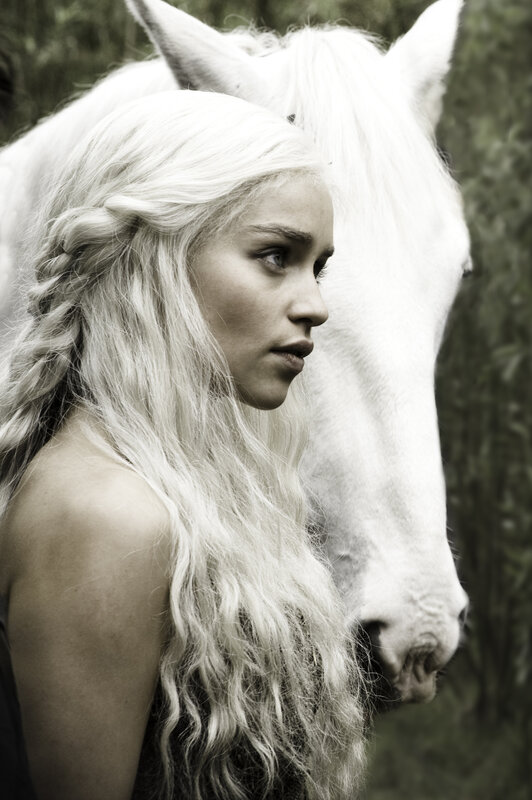 Daenerys with white horse