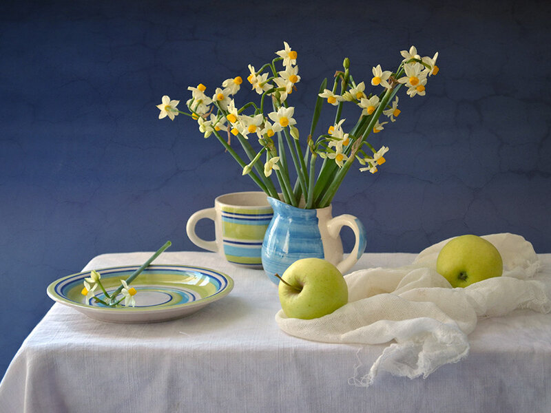 Daffodils and Apples