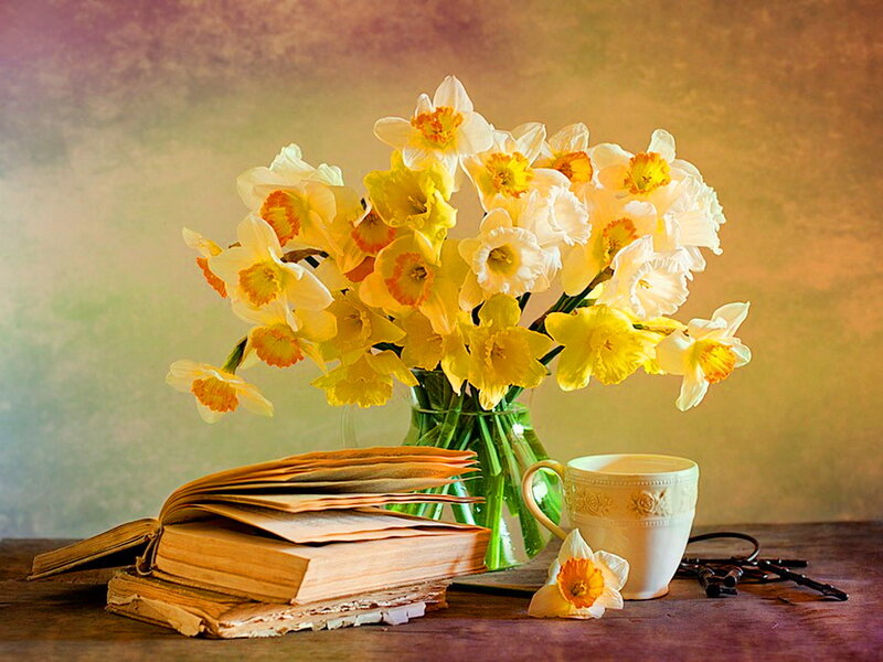 Daffodils in a Vase — Yellow, Serene, Spring, Photograph, Book