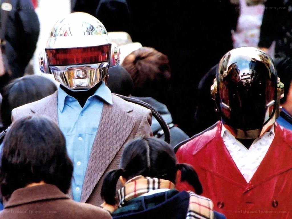 Daft Punk in Tokyo crowd