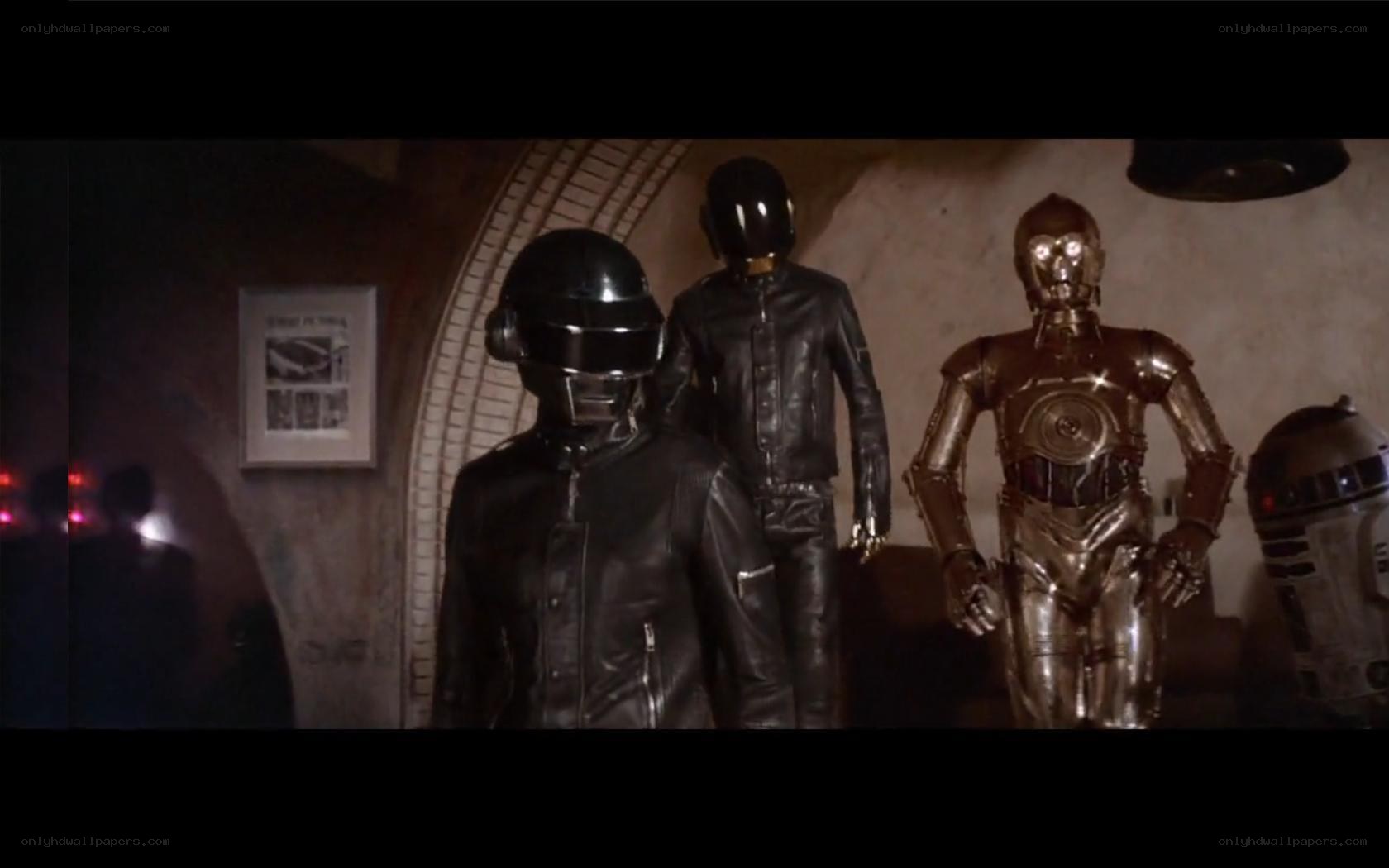 Daft Punk with C-3PO and R2-D2