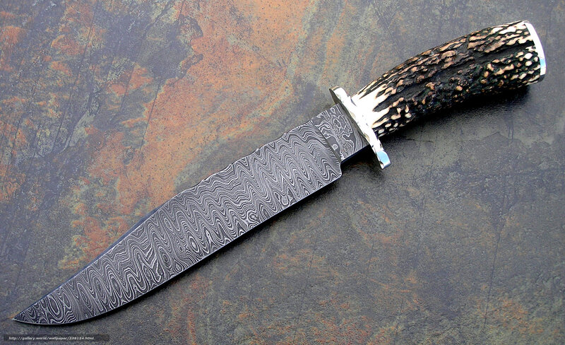 Dagger with Patterned Blade — Black, Neutral