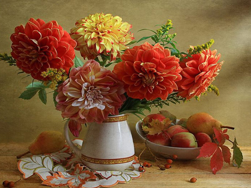 Dahlia Bouquet with Fruit — Red