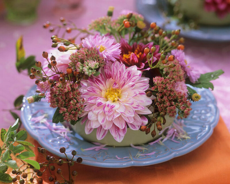 Dahlia Flower Arrangement