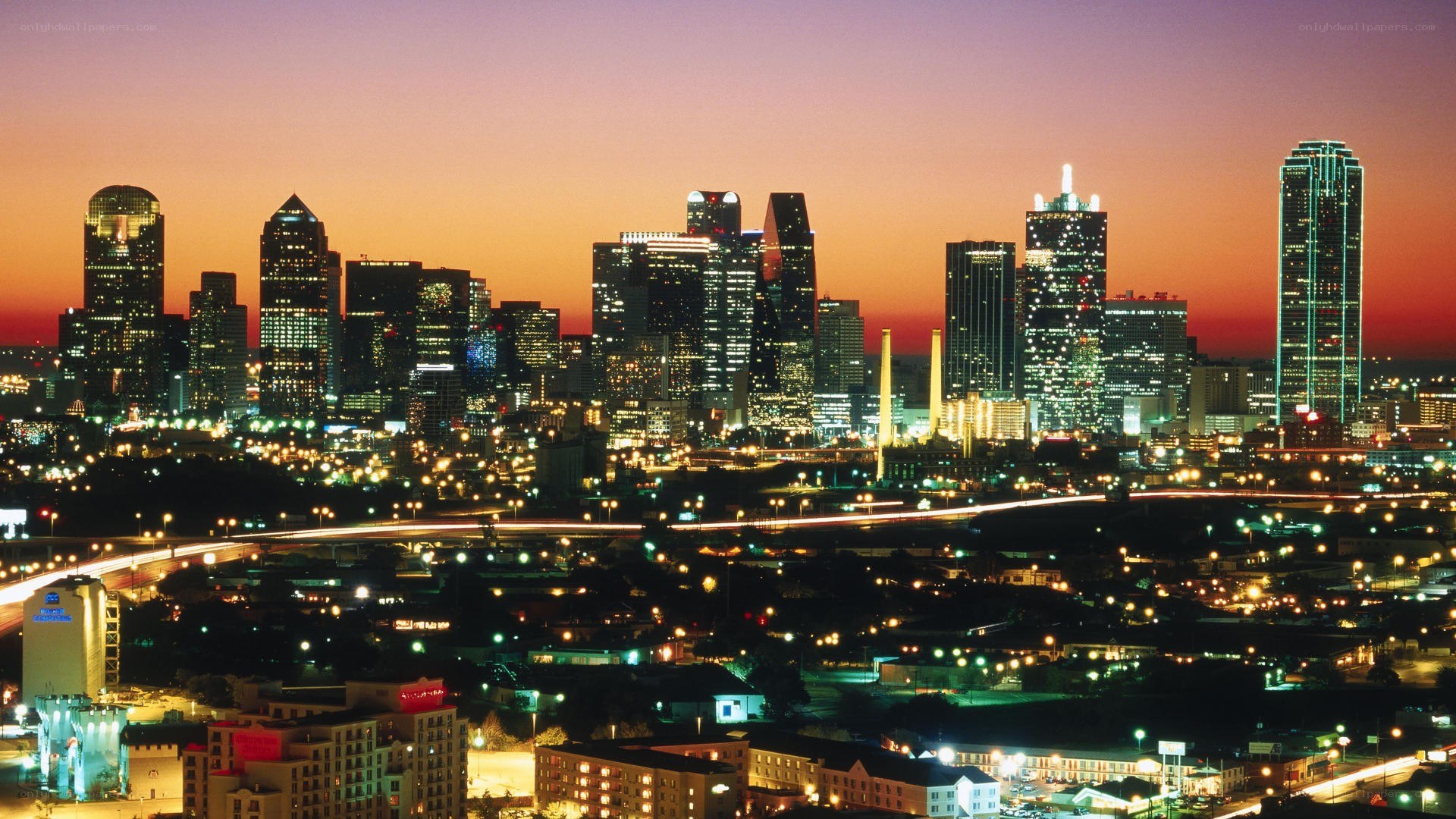Dallas skyline at dusk