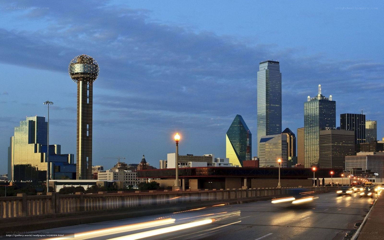 Dallas skyline at dusk