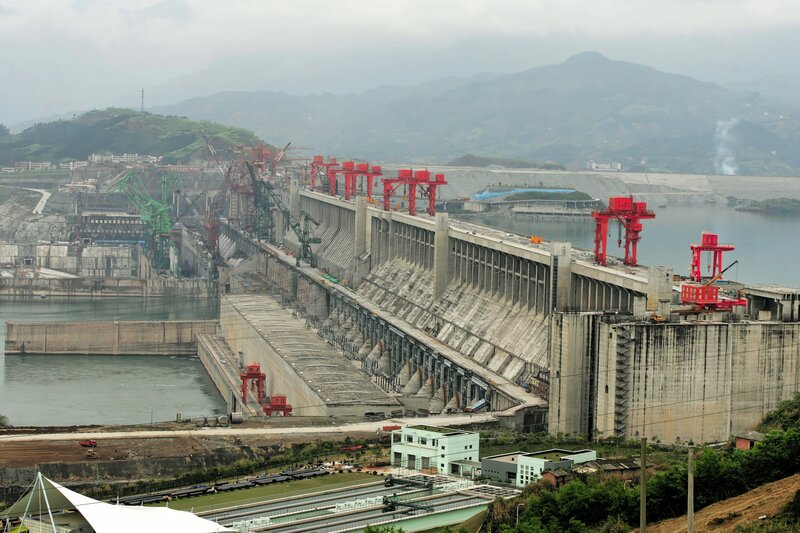 Dam under Construction — Gray
