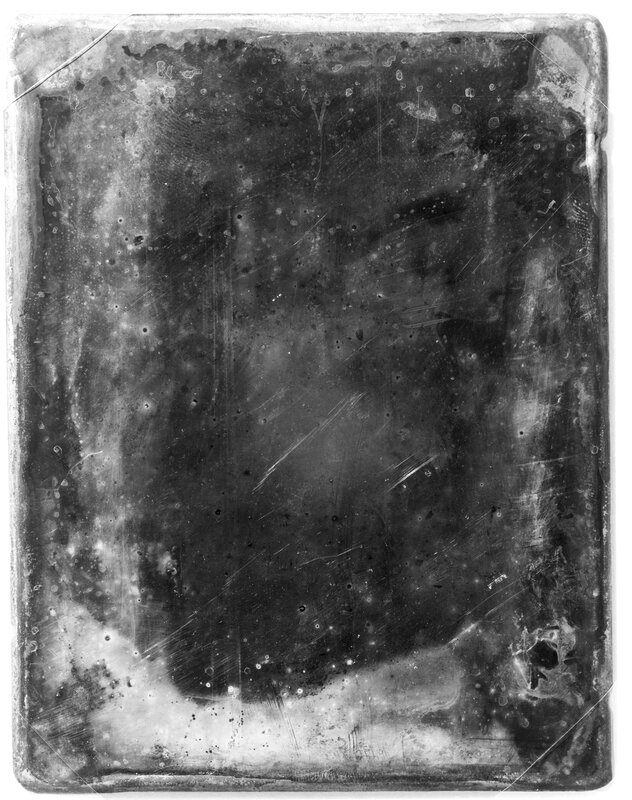 Damaged Glass Plate — Black