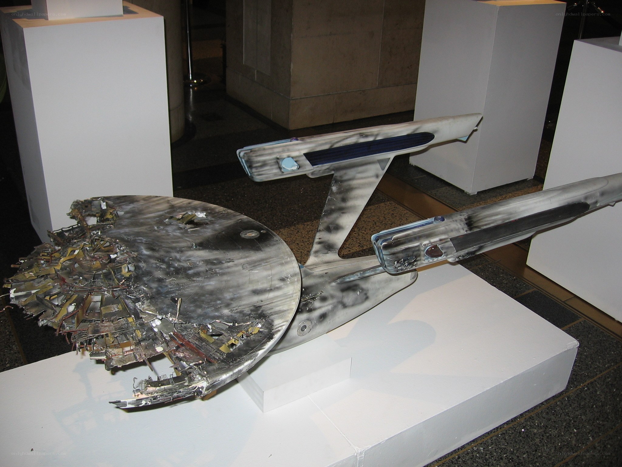 Damaged starship model