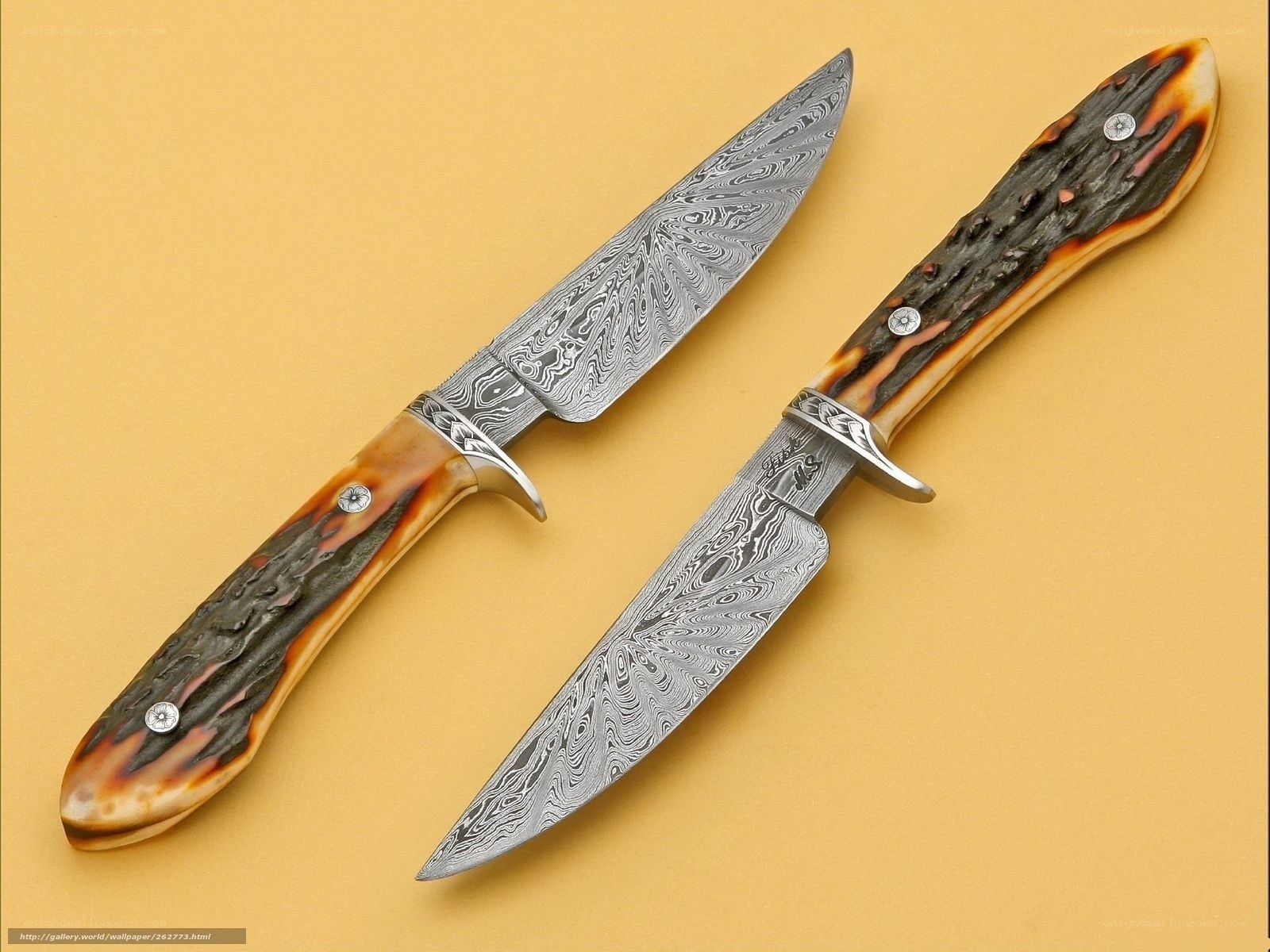 Damascus steel knives