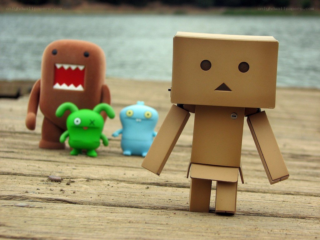 Danbo and friends on a dock