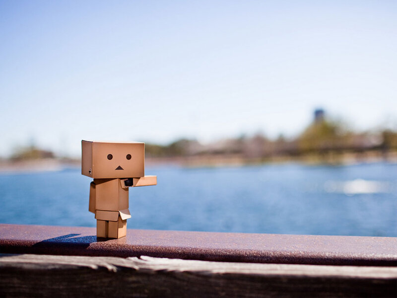 Danbo by the water
