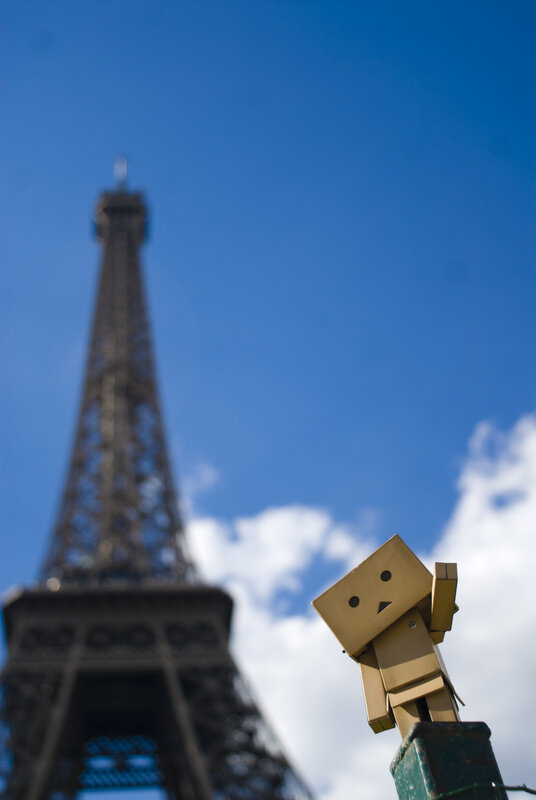 Danbo in front of Eiffel Tower