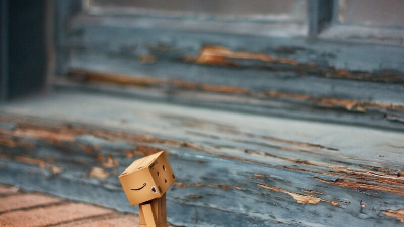 Danbo on weathered steps