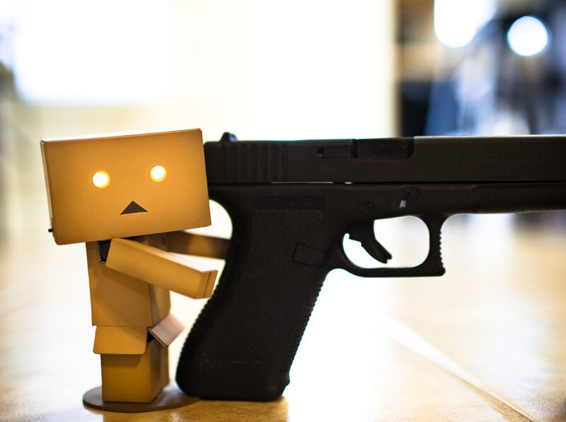 Danbo with a gun