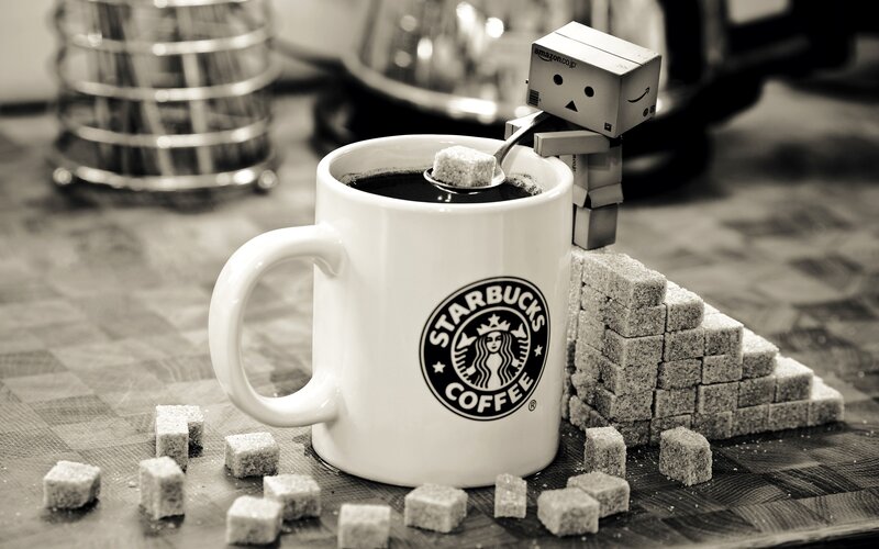 Danbo with coffee and sugar cubes