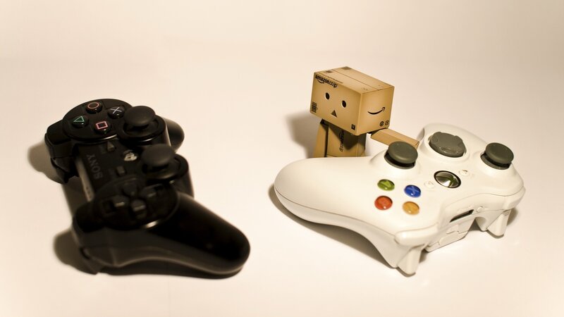 Danbo with Game Controllers — White