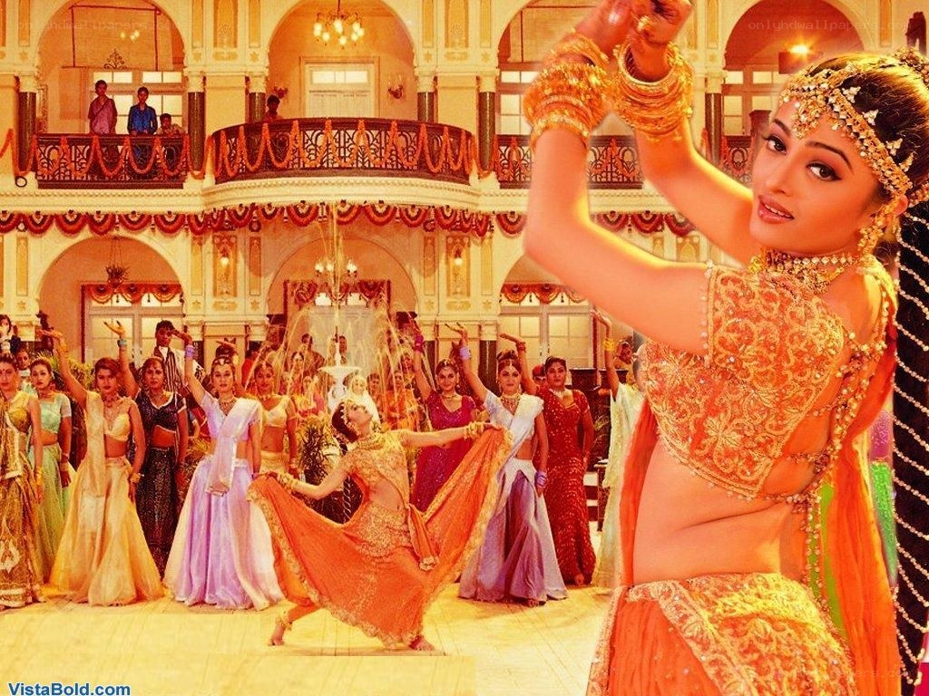 Dance performance in a palace