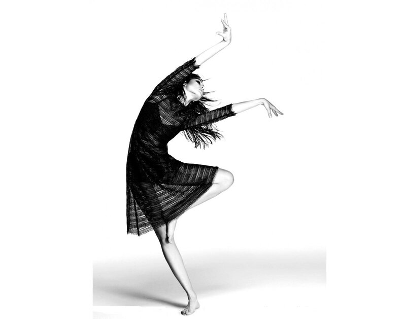Dancer in Black Dress — Dynamic