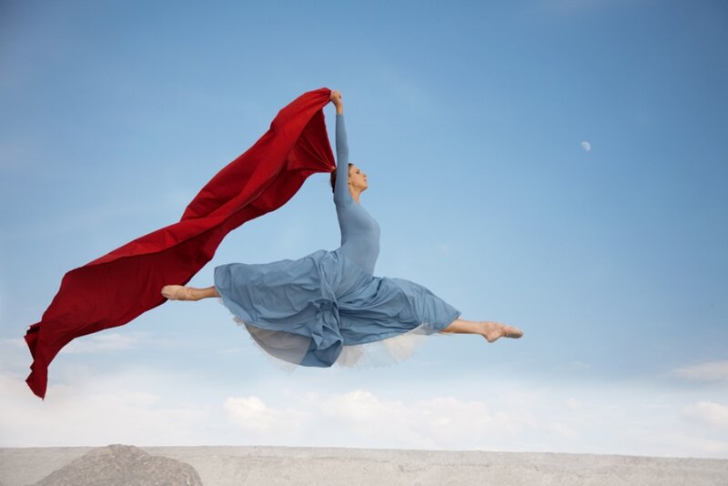 Dancer in Blue Dress — Dynamic