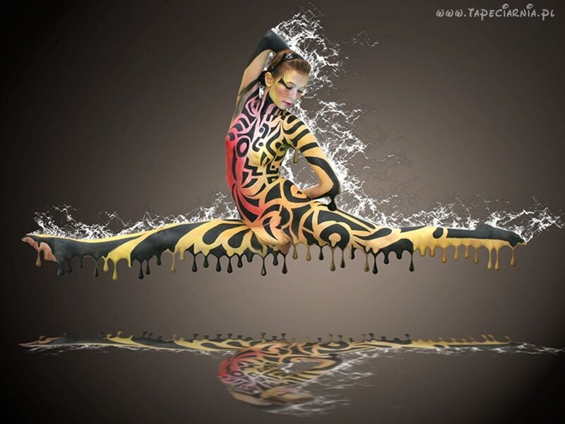 Dancer in body paint