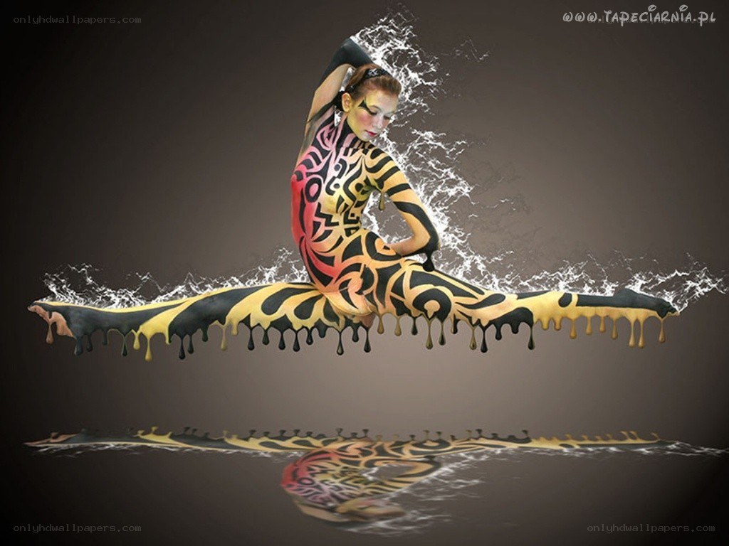 Dancer in body paint