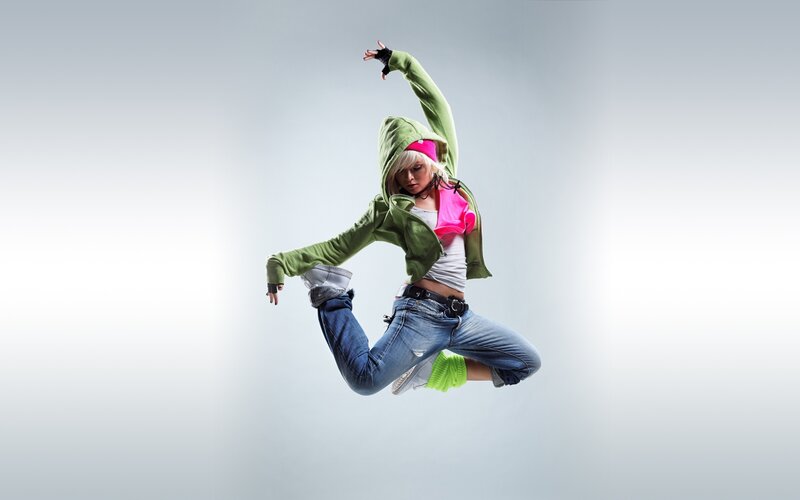 Dancer in Mid-air Jump — Green, Dynamic
