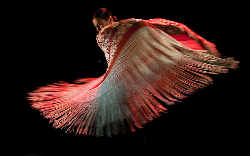 Dancer in Red Costume — Dynamic