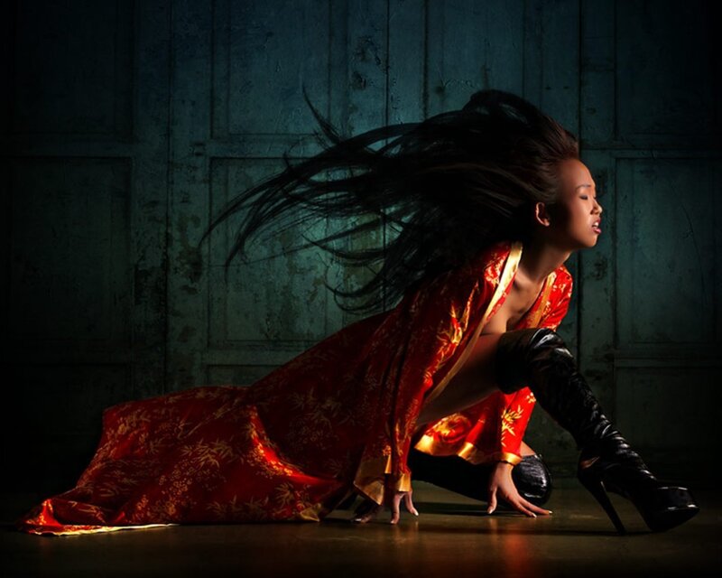 dancer in red kimono