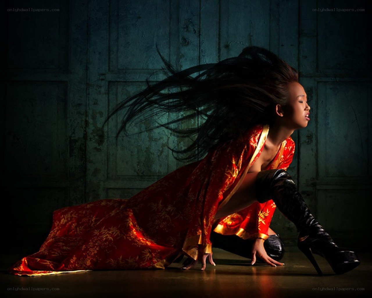 dancer in red kimono