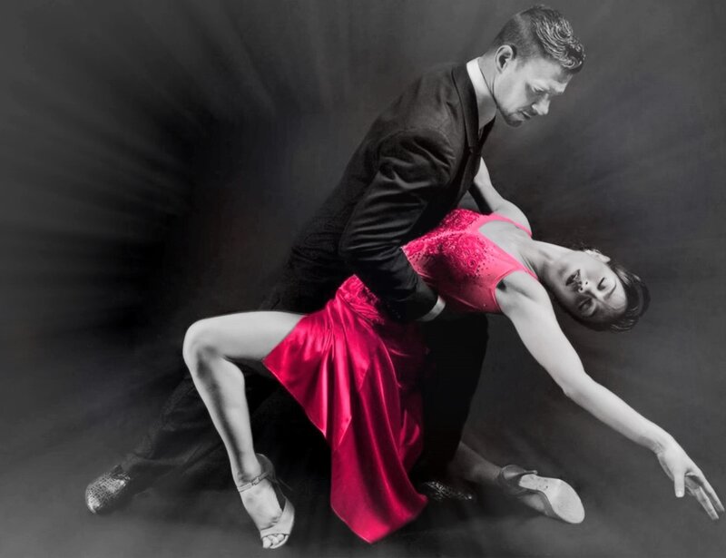 Dancing Couple in Studio — Black, Dramatic