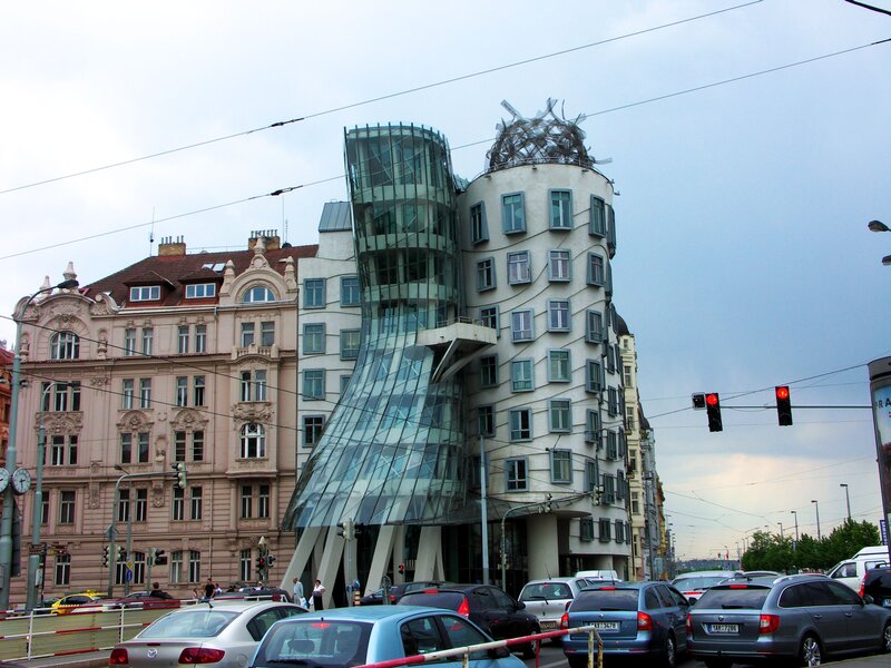 Dancing House Building — Gray, Urban