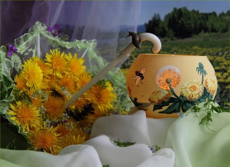 Dandelion Bouquet with Vase
