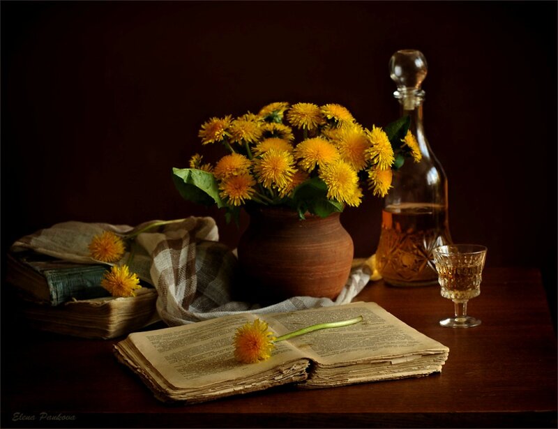 Dandelions in a Vase — Yellow