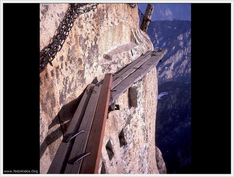 Dangerous mountain path