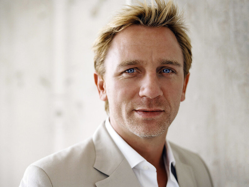 Daniel Craig portrait