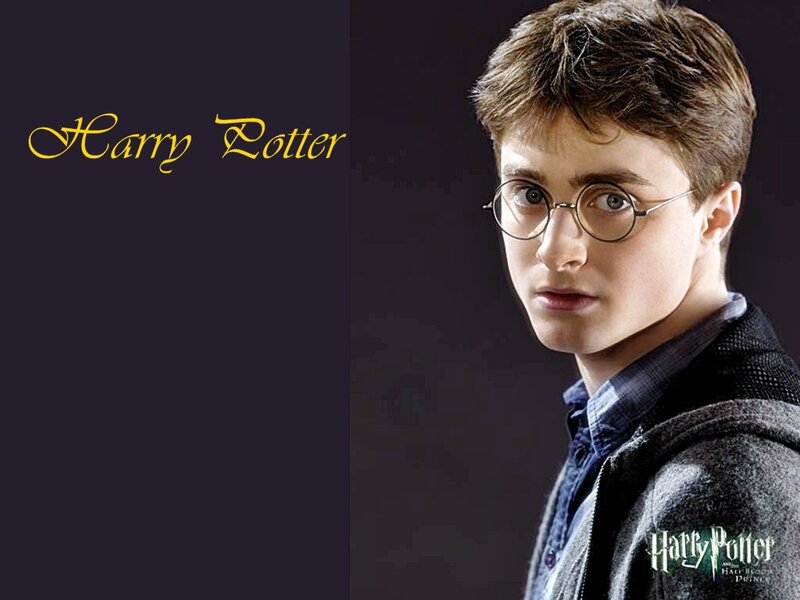 Daniel Radcliffe as Harry Potter — Black, Dramatic