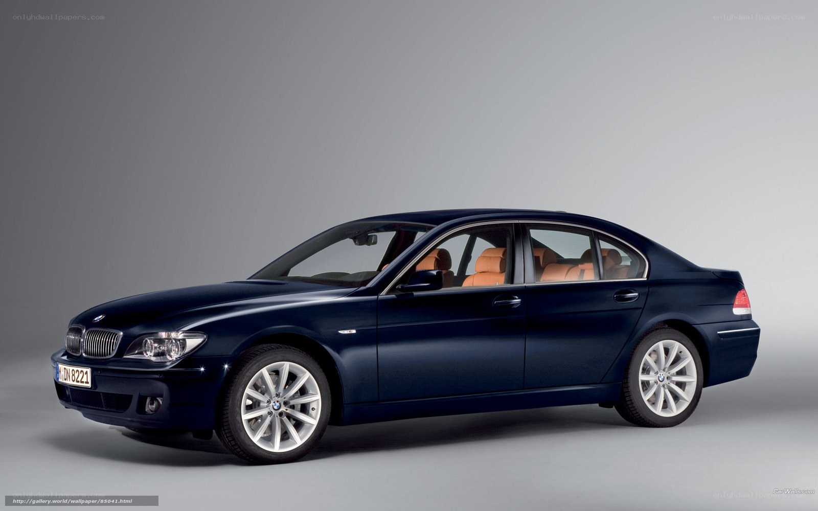 dark blue bmw 7 series