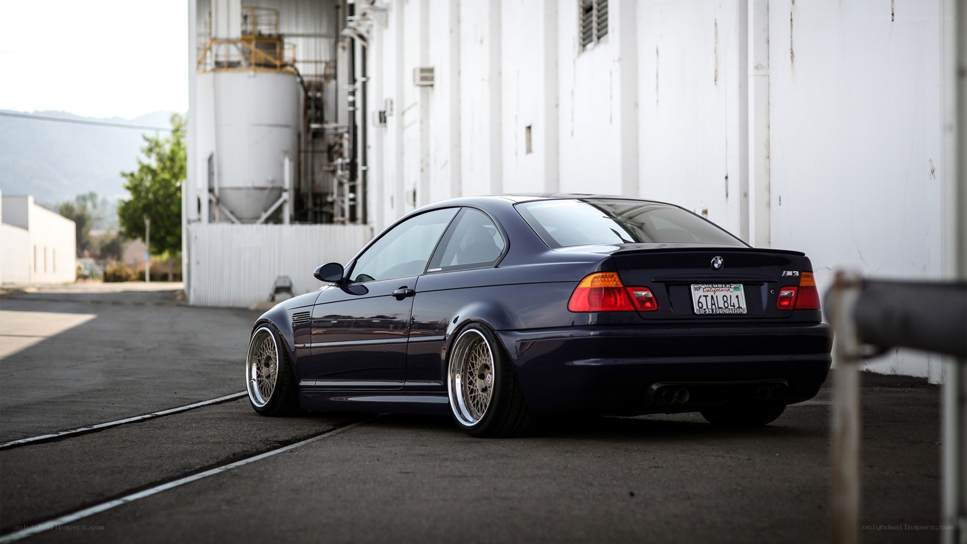 dark blue bmw m3 coupe