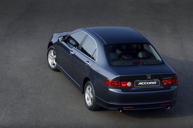 dark blue honda accord sedan