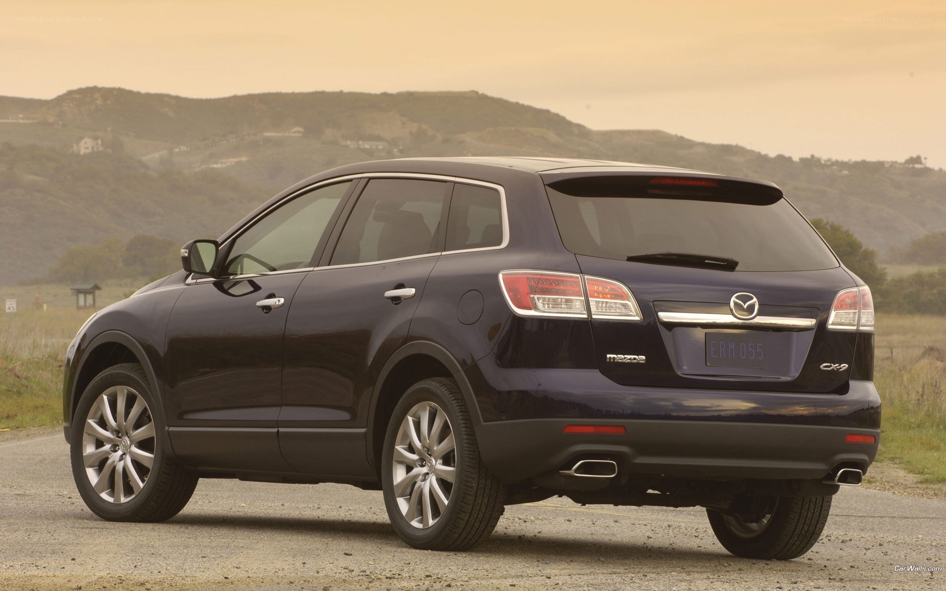 Dark blue Mazda CX-9 SUV